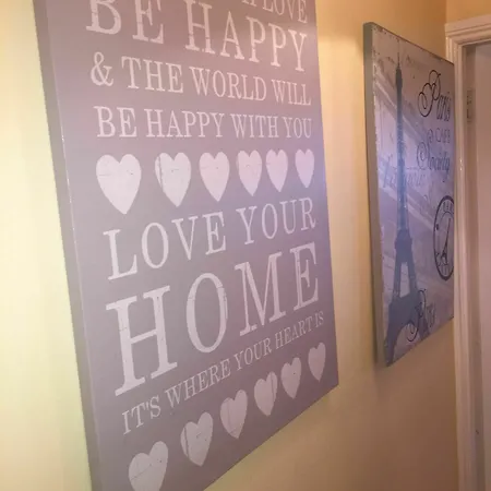 Gresham Self Catering *