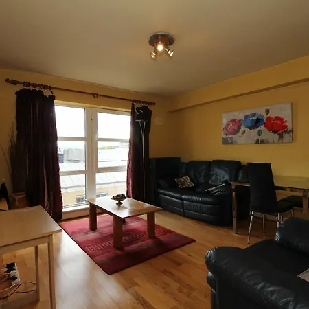 Gresham Self Catering Apartment *